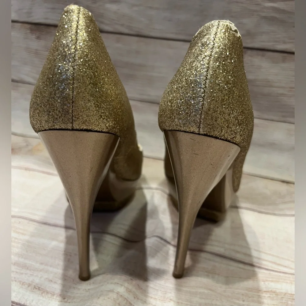 Bakers Spark Gold High Heels Platform Peep Toe Size 6.5 Glitter Party Prom